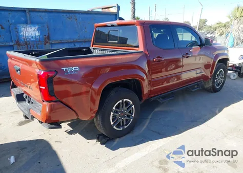 2025 Toyota Tacoma Trd Sport 2Wd z USA, uszkodzony, nr VIN 3TMKB5FN9SM035400